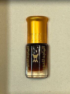 NEW IN BOX Qima Dorah Aloud Perfumed Oil from Al Majed Oud in Saudi Arabia